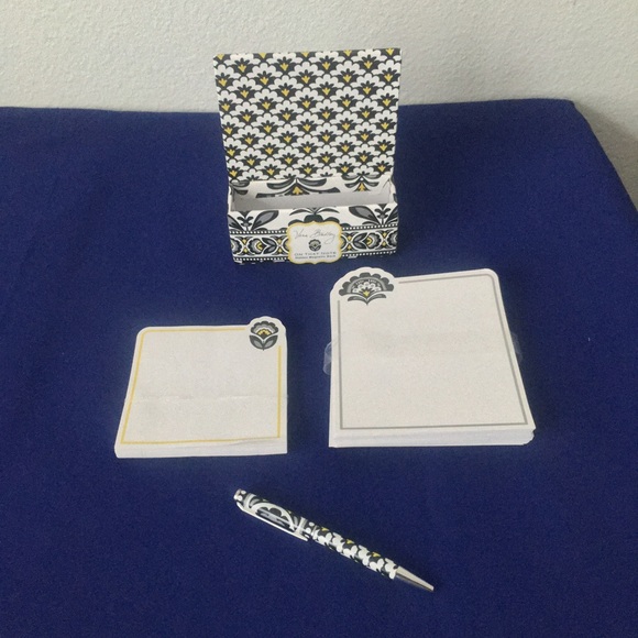 Vera Bradley Stationery Set - Picture 3 of 5